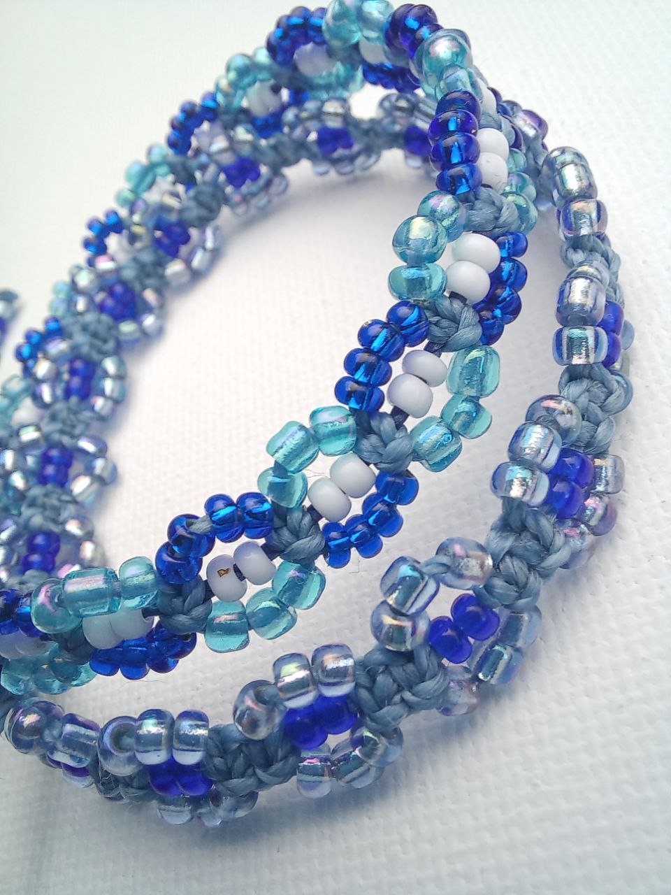 bransoletka_rekodzielo_koraliki_niebieskie